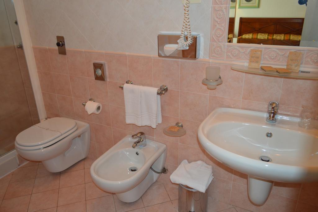 Hotel Delle Palme Falcone Phòng bức ảnh