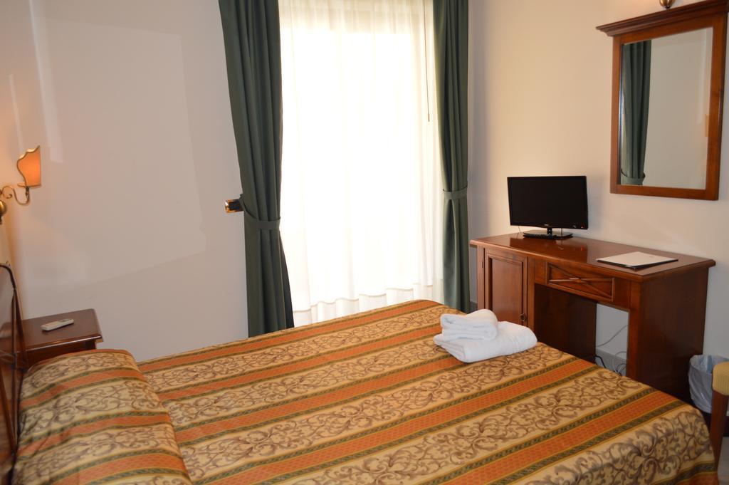 Hotel Delle Palme Falcone Phòng bức ảnh